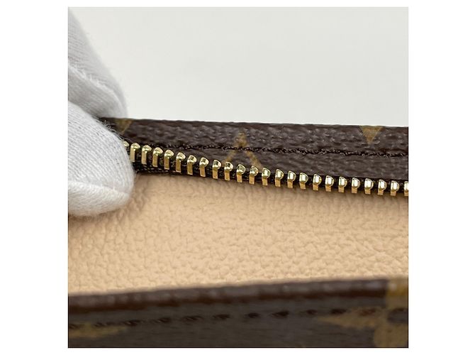 Louis Vuitton Monogram Pochette Toilette 26 Clutch Marrone - vista 7