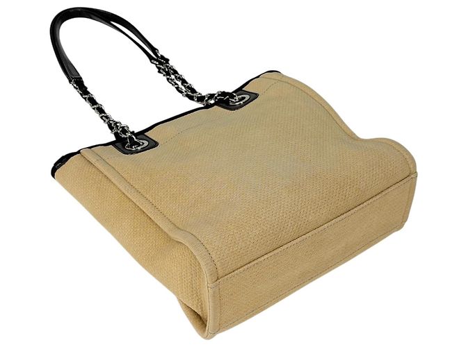 Borsa Tote Chanel Deauville Line con catena Beige - vista 2
