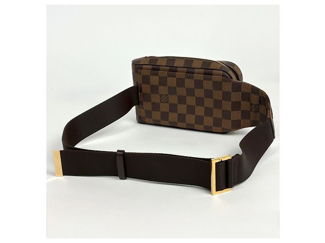Pochete Louis Vuitton Geronimos Marrom - vista 2