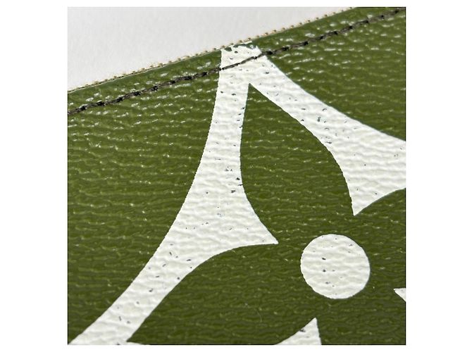 Louis Vuitton Mini Pochette Accessoires Beige Cachi - vista 5