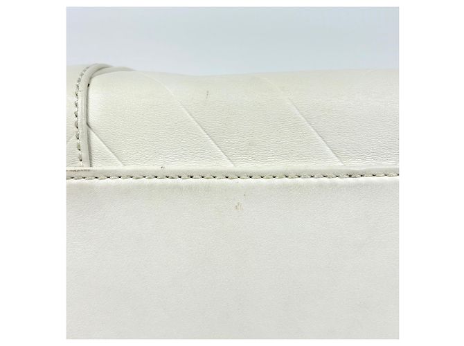 Borsa in pelle avorio Chanel Crudo - vista 3