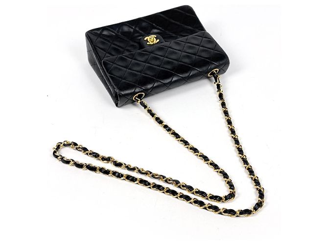 Borsa a tracolla Chanel in pelle nera trapuntata Nero - vista 6