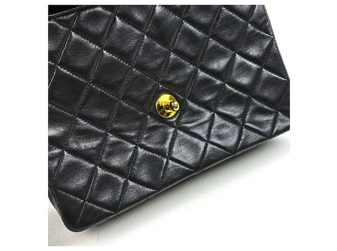 Borsa a tracolla Chanel in pelle nera trapuntata Nero - vista 7