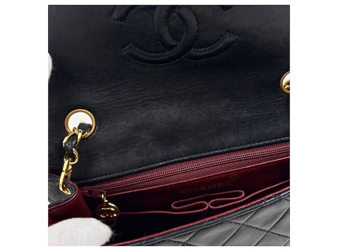 Borsa a tracolla Chanel in pelle nera trapuntata Nero - vista 8