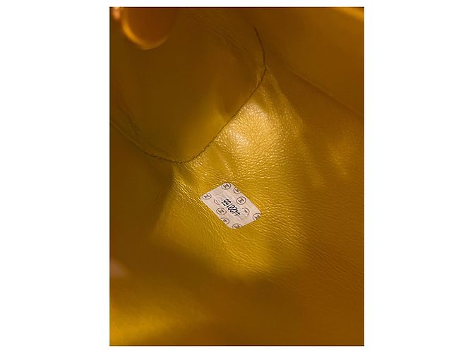 Chanel Borsa a Tracolla Trapuntata Nylon Gialla Giallo - vista 11
