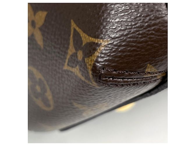 Borsa Louis Vuitton Montaigne BB Marrone - vista 6