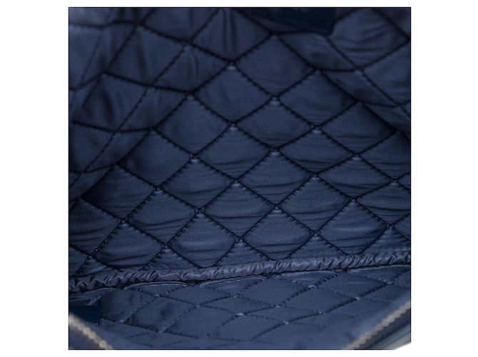Clutch Chanel Blue Medium Quilted Lambskin Boy O Case Blu navy - vista 4