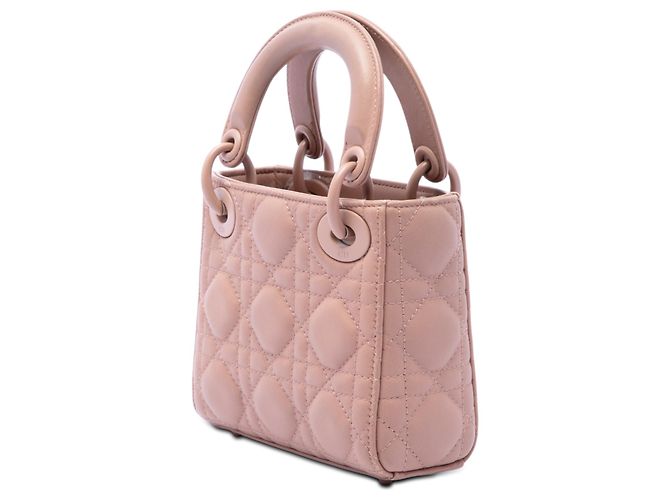 Lady Dior Cannage in micro pelle di vitello ultra opaca rosa di Dior D'oro - vista 2