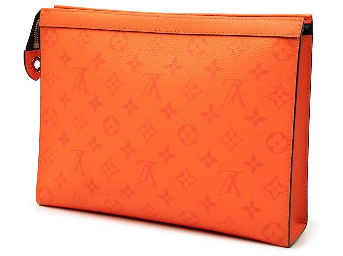 Louis Vuitton Orange Monogram Taigarama Pochette Voyage MM Arancione - vista 2