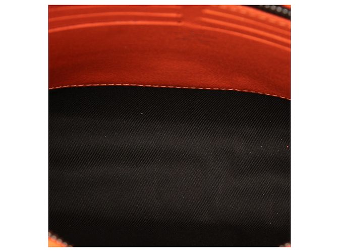 Louis Vuitton Orange Monogram Taigarama Pochette Voyage MM Arancione - vista 4