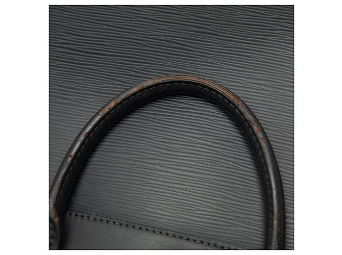 Louis Vuitton Blu Epi Porte Documents Jour Blu navy - vista 6