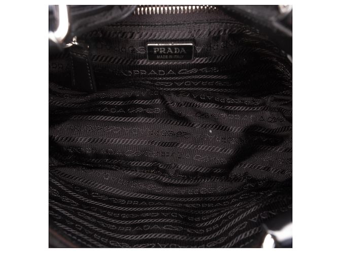 Borsa Prada Black Re Nylon e pelle di vitello lucida Re Edition 2002 Moon Nero - vista 4