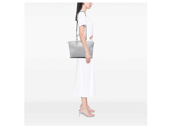 Borsa Burberry Gray Elephant Embossed Calfskin Check Dewsbury Marrone Grigio - vista 6