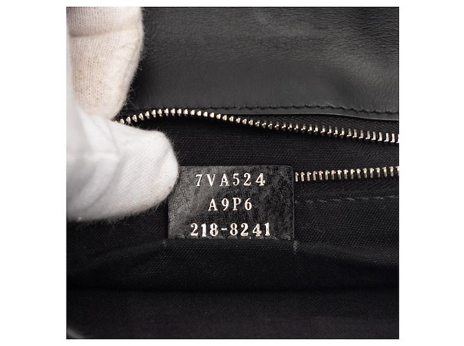 Bolso bandolera Fendi Black Calfskin and Canvas FF 1974 Flat Baguette Negro - vista 6