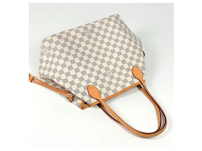 Bolso Tote Louis Vuitton Neverfull MM Blanco - vista 3
