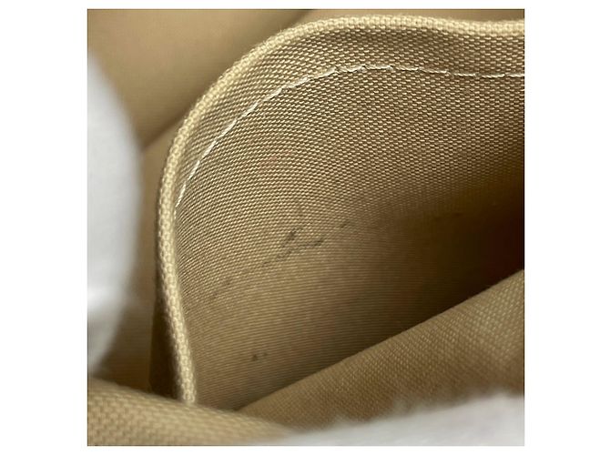 Borsa a tracolla Louis Vuitton Siracusa PM Bianco - vista 10