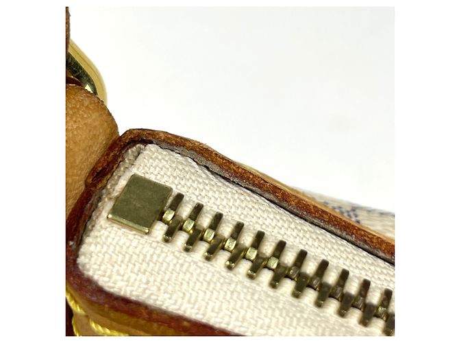 Borsa a tracolla Louis Vuitton Siracusa PM Bianco - vista 6