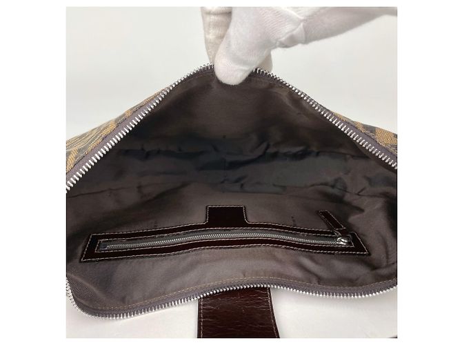 Zucca Borsa a tracolla Fendi in tela marrone e pelle - vista 10