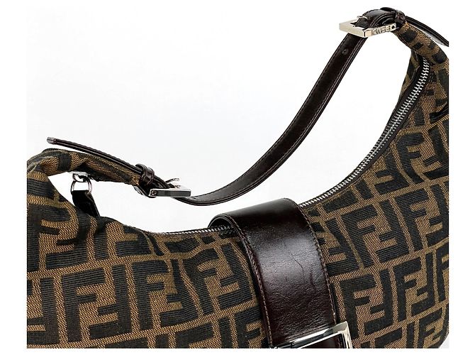 Zucca Borsa a tracolla Fendi in tela marrone e pelle - vista 6