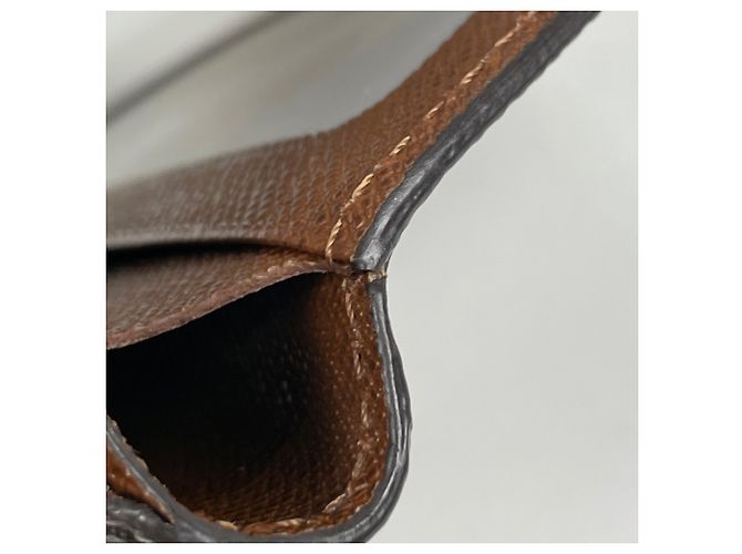 Cartera tríptico Joy Louis Vuitton Castaño - vista 4
