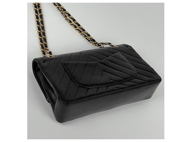 Borsa a tracolla Chanel in pelle nera Nero - vista 2