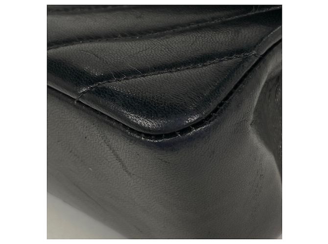 Borsa a tracolla Chanel in pelle nera Nero - vista 3