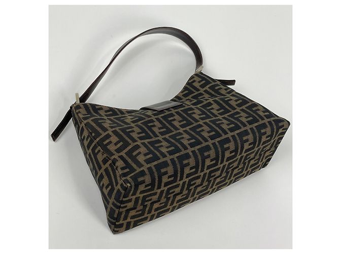 Zucca Fendi Schultertasche aus braunem Leder - Ansicht 2