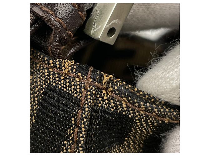 Zucca Fendi Schultertasche aus braunem Leder - Ansicht 4