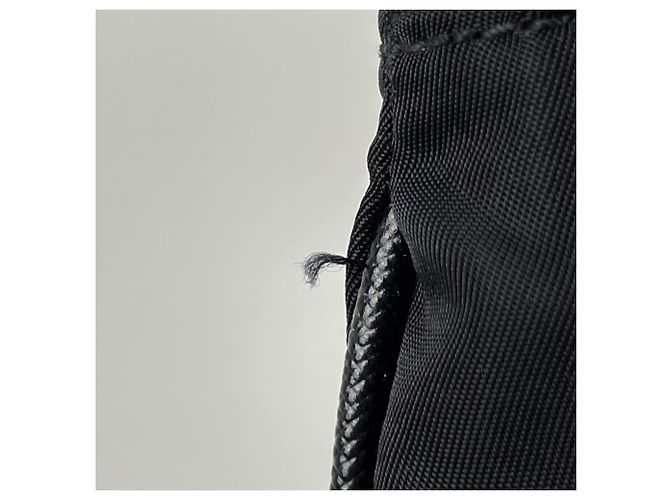 Borsa a tracolla in nylon nero e pelle Prada - vista 6