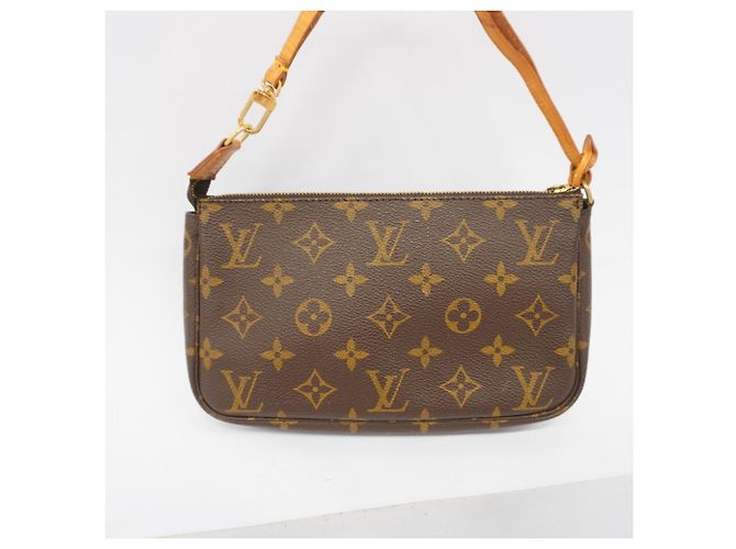 Borsa Pochette Accessoires Monogram Louis Vuitton Marrone - vista 10