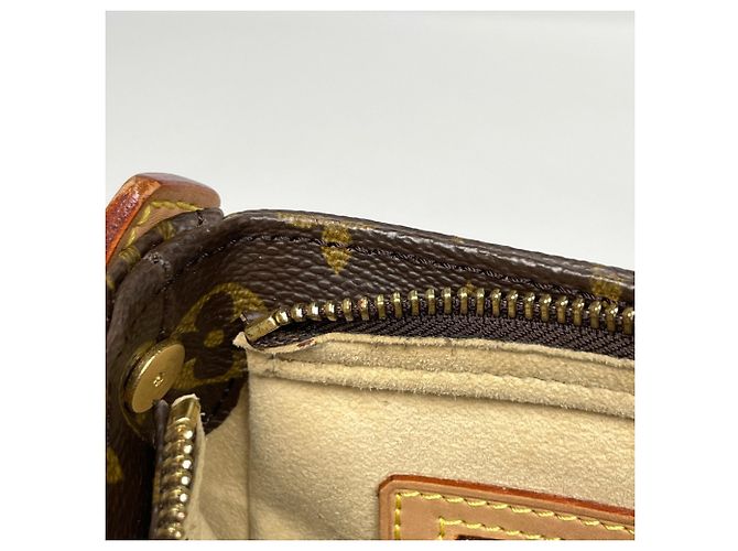 Borsa a tracolla Louis Vuitton Looping MM Marrone - vista 6