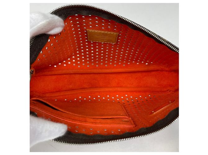 Bolsa Louis Vuitton Monogram Perfo Pochette Accessoires Laranja - vista 9