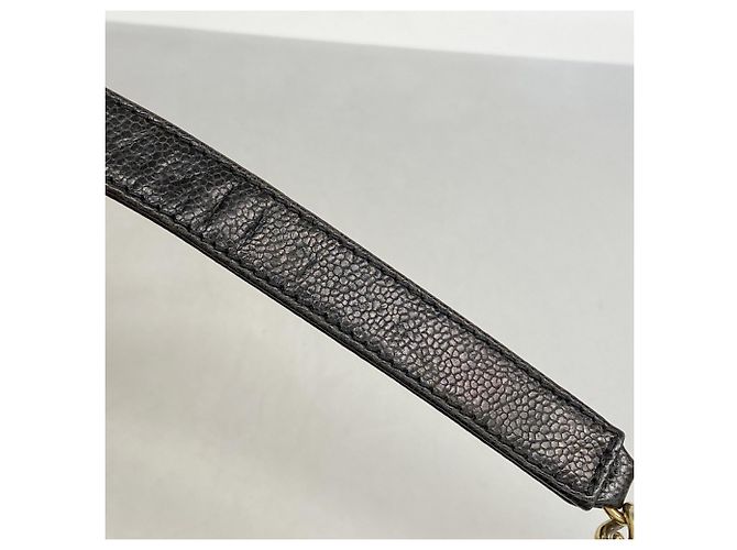 Timeless Chanel Matelassé Schultertasche Schwarz - Ansicht 10