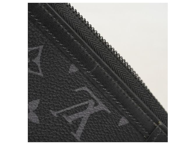 Louis Vuitton Monogram Eclipse Trunk Zippy Wallet Black - view 8