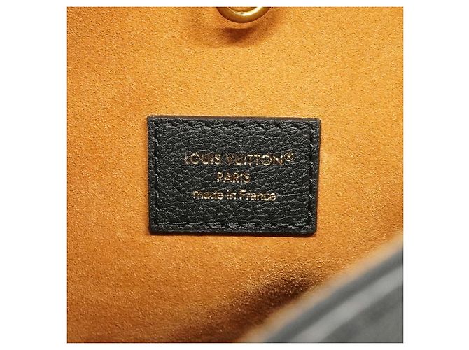 Borsa a Spalla Louis Vuitton Low Key Hobo PM Nero - Ansicht 5