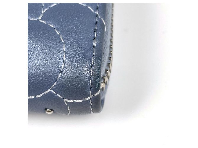 Cartera larga de piel azul Camellia de Chanel - vista 4