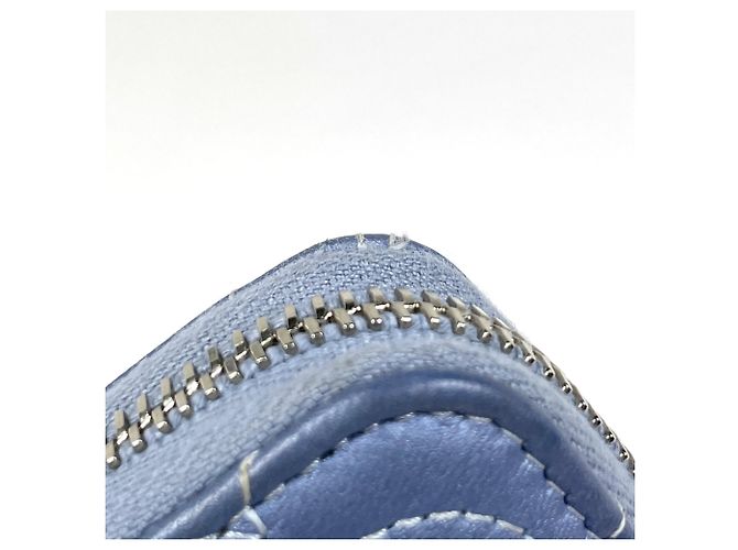 Cartera larga de piel azul Camellia de Chanel - vista 5