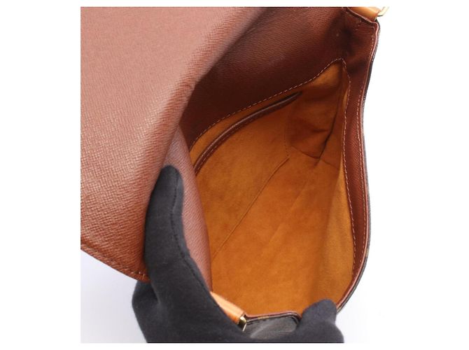 Borsa a tracolla Louis Vuitton Musette Tango Marrone - vista 3