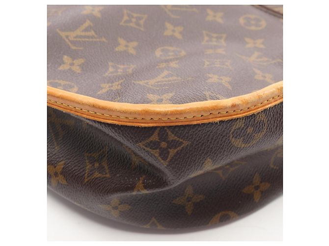 Borsa a tracolla Louis Vuitton Menilmontant MM Monogram Marrone - vista 8
