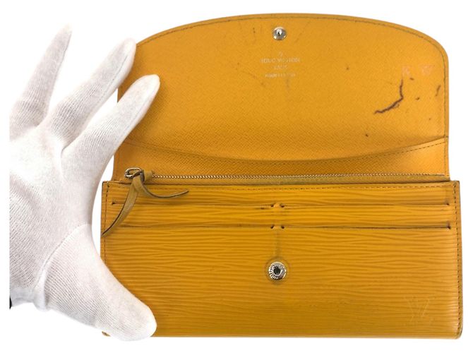 Louis Vuitton Epi Portefeuille Emilie Long Wallet Giallo - vista 6