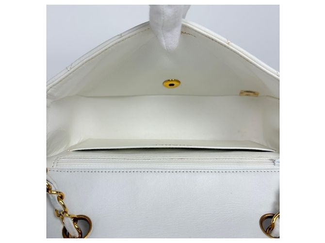 Borsa a Spalla Chanel Diana Matelassé Bianco - vista 11
