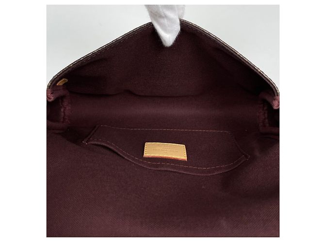 Borsa a tracolla Louis Vuitton Favorite PM Marrone - view 8