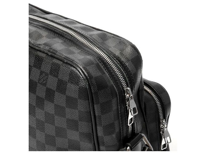 Borsa a tracolla Louis Vuitton Damier Graphite Io Nero - vista 17