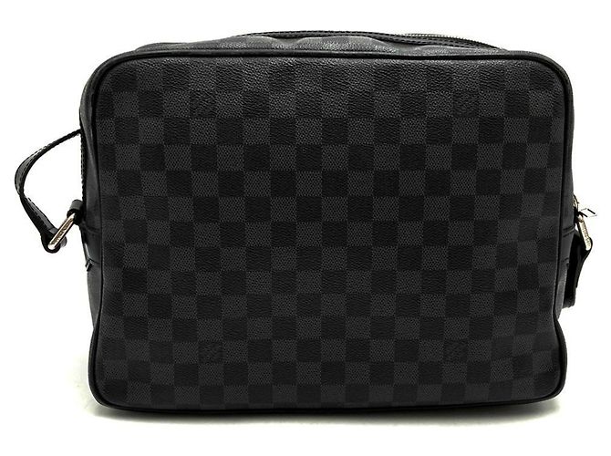 Borsa a tracolla Louis Vuitton Damier Graphite Io Nero - vista 3