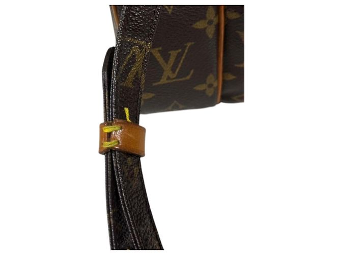 Louis Vuitton Amazon Monogram Schultertasche Braun - Ansicht 14
