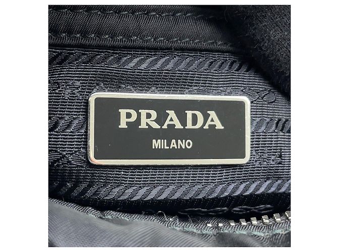 Borsa Tote Prada Small Padded Re-Nylon Nero - vista 15