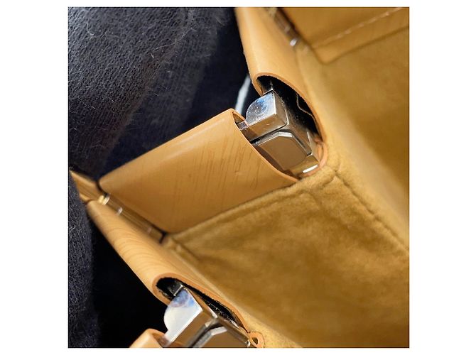 Borsa a mano in pelle Cartier Trinity Beige - vista 10