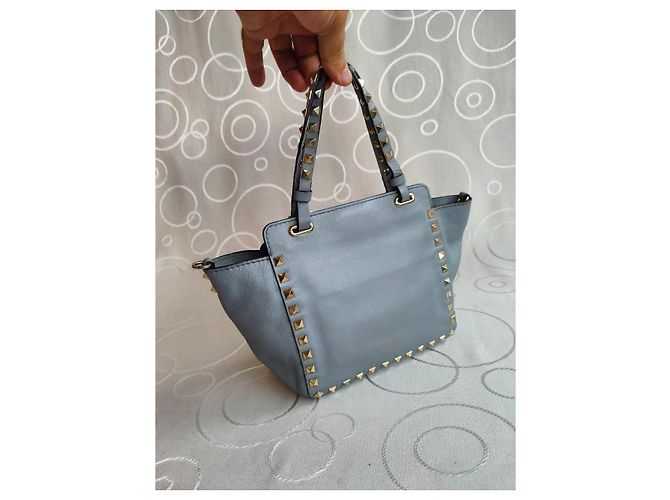 Valentino Garavani Rockstud Small Trapeze Borsa Tote Pelle Grigia - vista 15