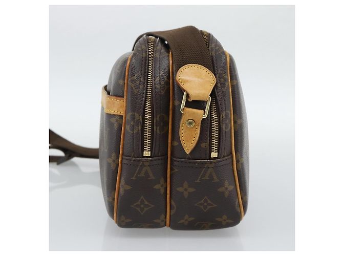 Louis Vuitton Reporter Monogram PM Marrone - vista 4