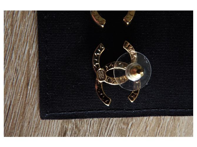 Orecchini Chanel CC Logo Strass Dorati D'oro - vista 7